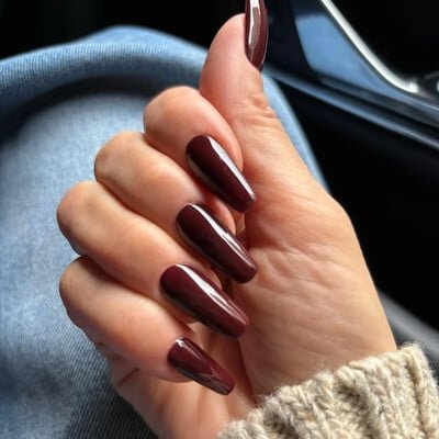 nail art rosso bordeaux